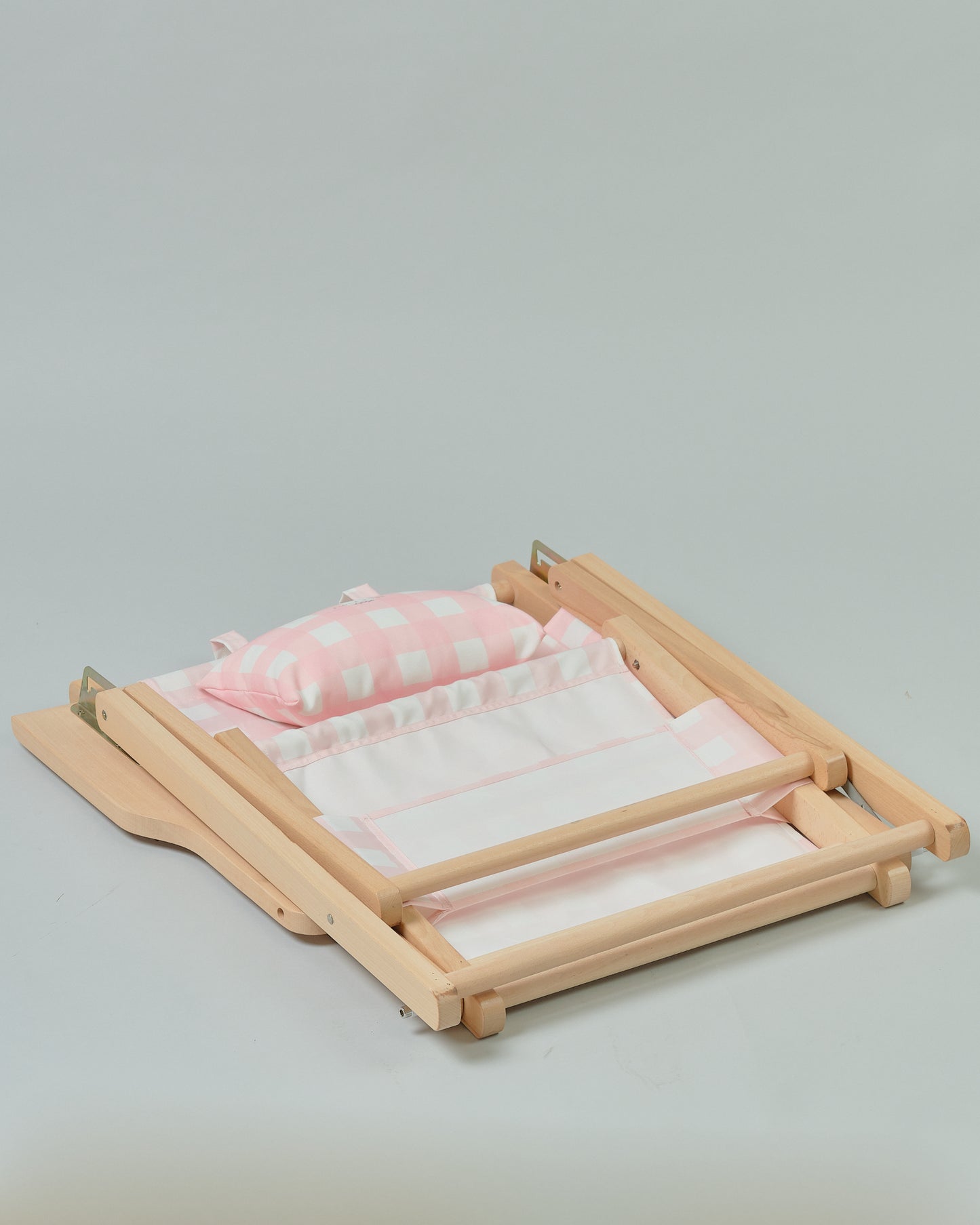 Premium Reclining Beach Chair in Rose Quartz Gingham